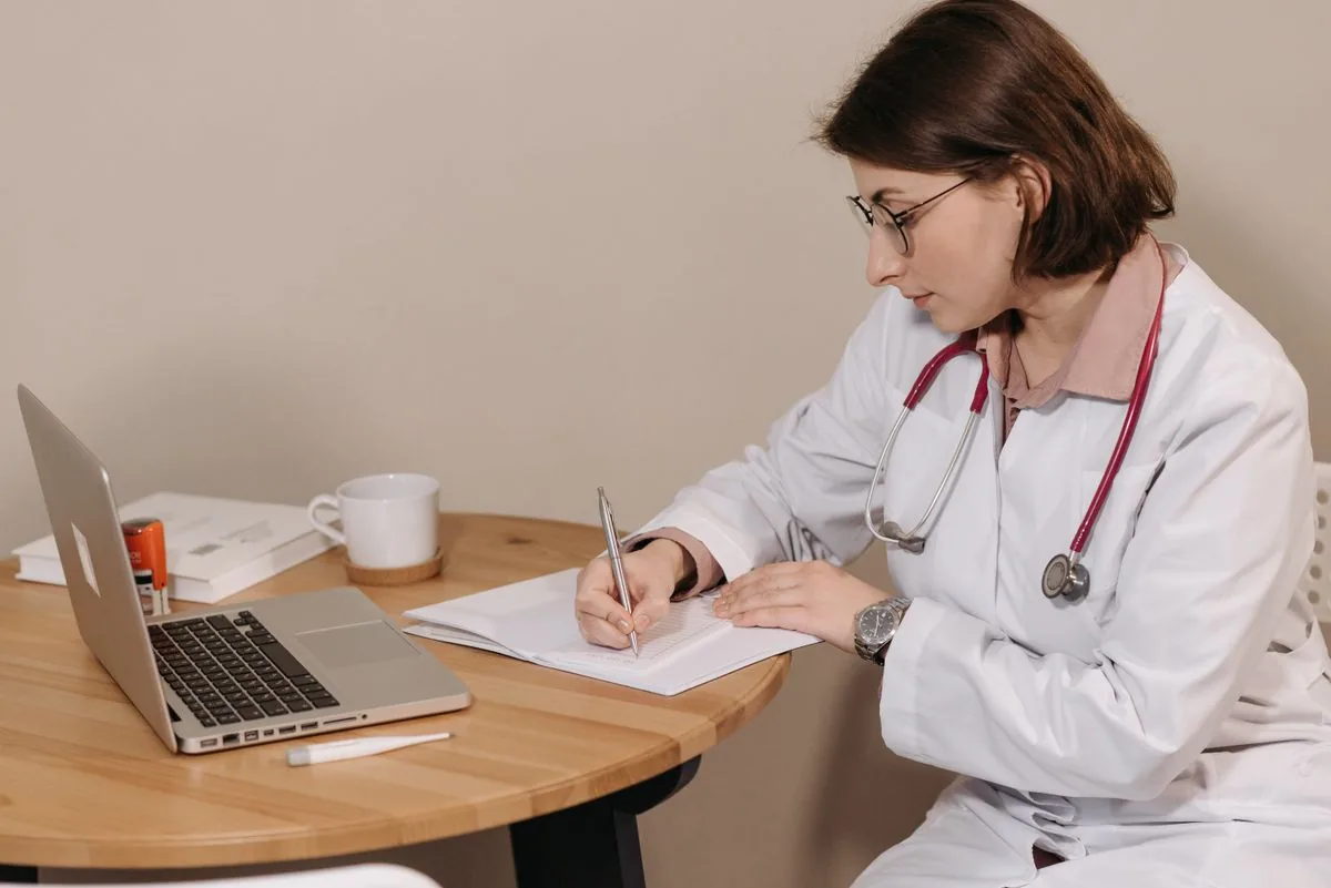 Requesting a prescription transfer online